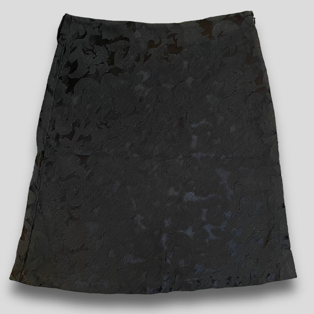 OLD NAVY VINTAGE Y2K LOW WAIST FLORAL BLACK ON BLACK SKIRT SIZE 6